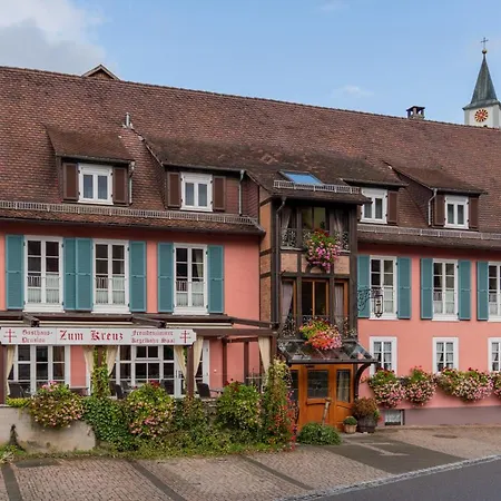Hotel Gasthaus-pension Zum Kreuz 3*