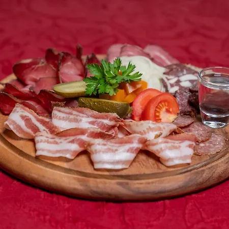 Gasthaus-pension Zum Kreuz 3*