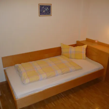 Gasthaus-pension Zum Kreuz 3*