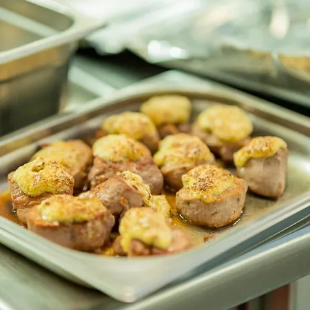 Hotel Gasthaus-pension Zum Kreuz 3*