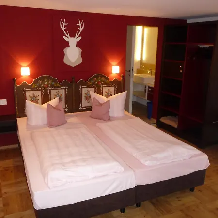 Hotel Gasthaus-pension Zum Kreuz