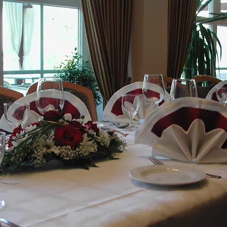 Gasthaus-pension Zum Kreuz